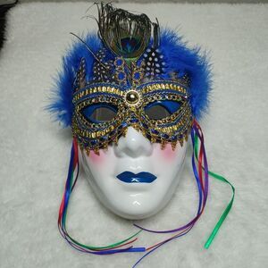 PRECIOUS PORCELAIN CERAMIC MASQUERADE MARDI GRAS FACE WALL MASK - REAL FEATHERS